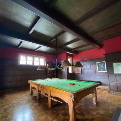 Snooker Room Decorating (After)